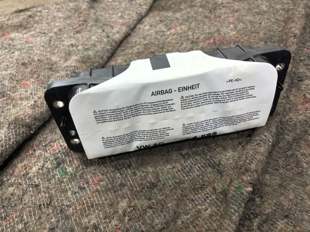 bontott VW GOLF VII Utasoldali Légzsák
