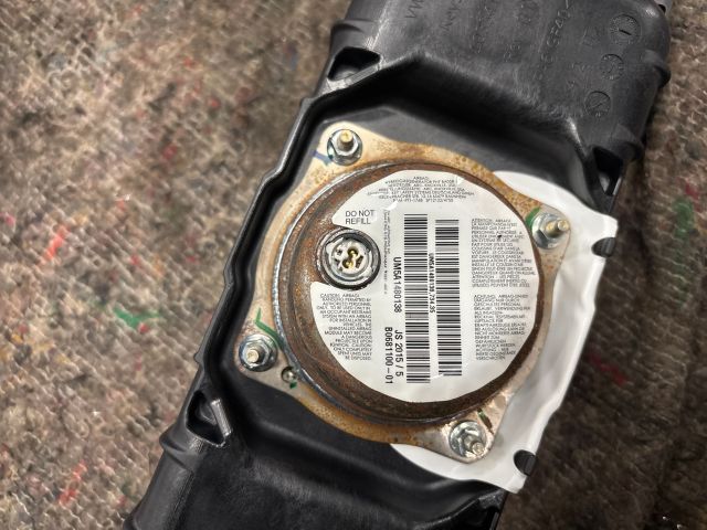 bontott VW GOLF VII Utasoldali Légzsák