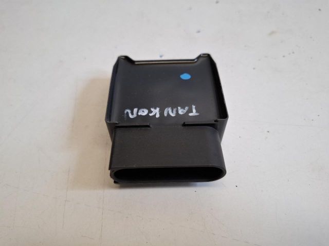 bontott VW GOLF VII Üzemanyag Befecskendező Vezérlő