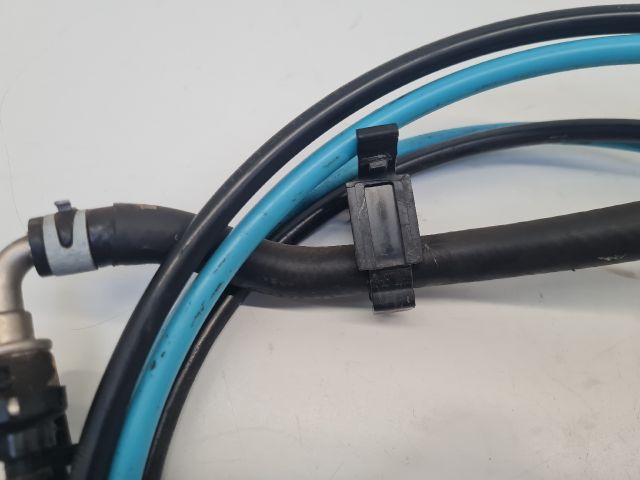 bontott VW GOLF VII Üzemanyagcső