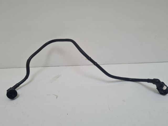 bontott VW GOLF VII Üzemanyagcső