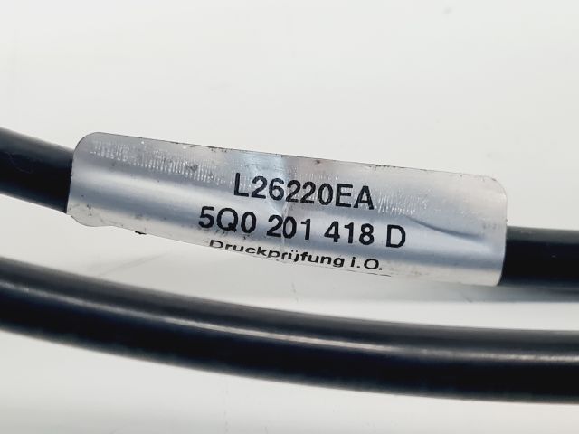 bontott VW GOLF VII Üzemanyagcső