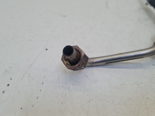 bontott VW GOLF VII Üzemanyagcső