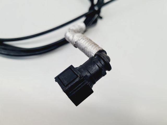 bontott VW GOLF VII Üzemanyagcső