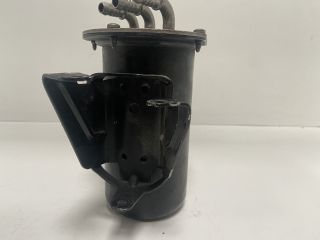 bontott VW GOLF VII Üzemanyagszűrő Ház