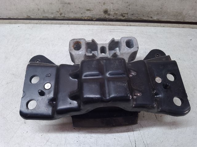 bontott VW GOLF VII Váltó Tartó Bak (Pozíciófüggetlen)