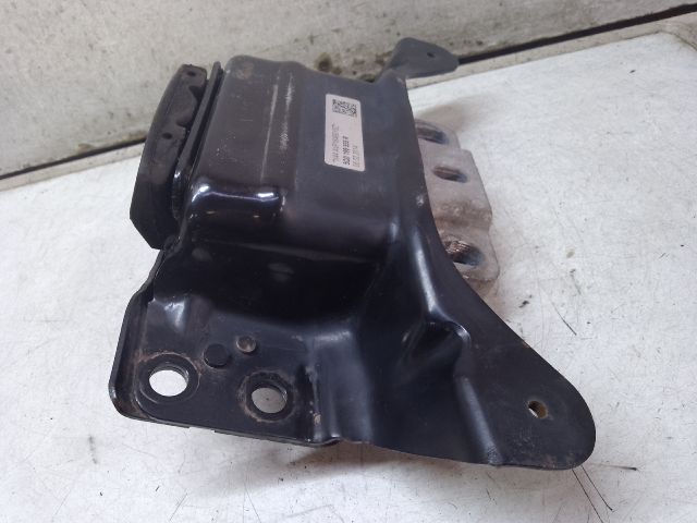 bontott VW GOLF VII Váltó Tartó Bak (Pozíciófüggetlen)