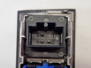 bontott VW GOLF VII Vészvillogó Kapcsoló