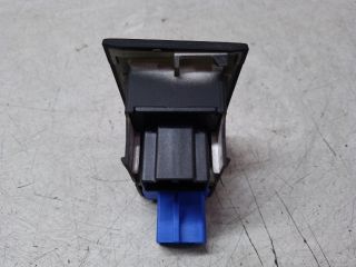 bontott VW GOLF VII Vészvillogó Kapcsoló