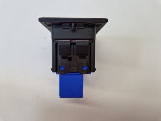 bontott VW GOLF VII Vészvillogó Kapcsoló