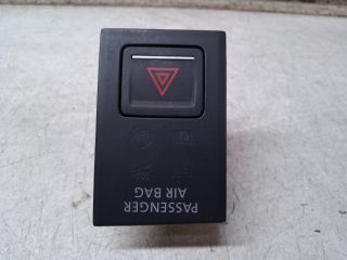 bontott VW GOLF VII Vészvillogó Kapcsoló