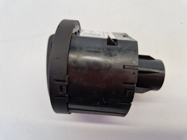 bontott VW GOLF VII Világítás Kapcsoló