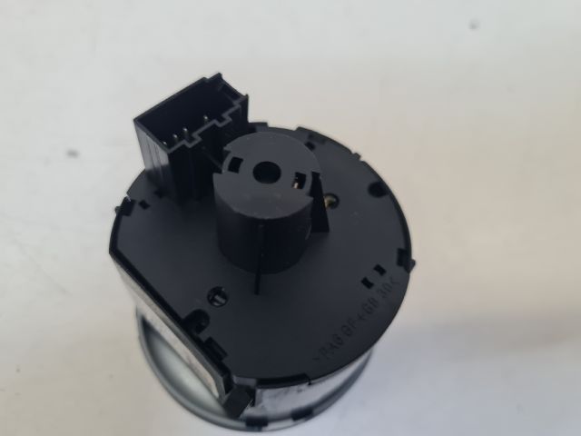 bontott VW GOLF VII Világítás Kapcsoló