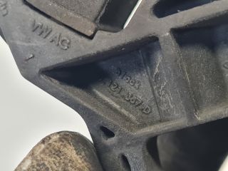 bontott VW GOLF VII Vízhűtő Radiátor Tartó