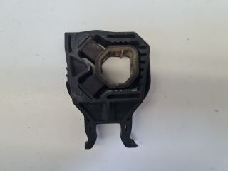 bontott VW GOLF VII Vízhűtő Radiátor Tartó