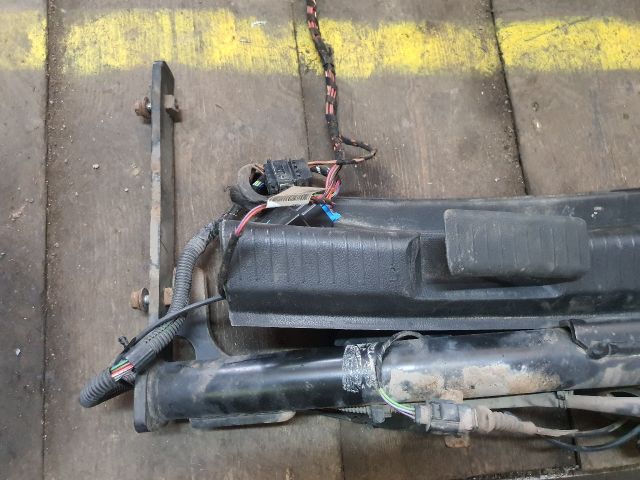 bontott VW GOLF VII Vonóhorog