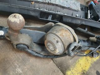 bontott VW GOLF VII Vonóhorog