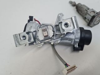 bontott VW GOLF VII Zárbetét Szett