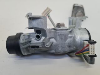 bontott VW GOLF VII Zárbetét Szett