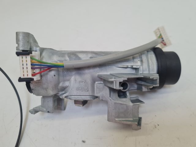 bontott VW GOLF VII Zárbetét Szett