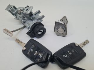 bontott VW GOLF VII Zárbetét Szett