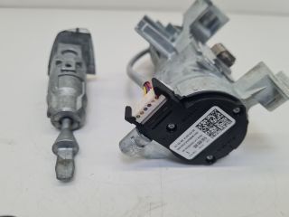 bontott VW GOLF VII Zárbetét Szett