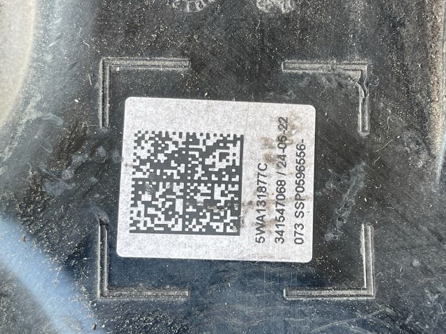 bontott VW GOLF VIII AdBlue Tartály