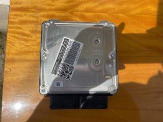 bontott VW GOLF VIII Motorvezérlő