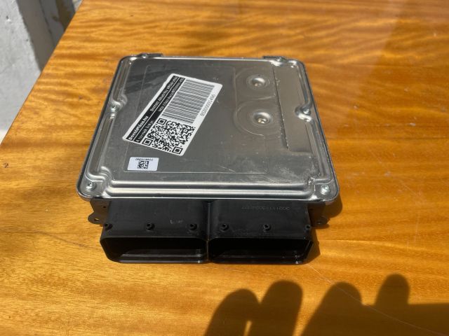 bontott VW GOLF VIII Motorvezérlő