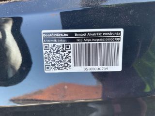 bontott VW GOLF VIII Bal első Ajtó (Részeivel)