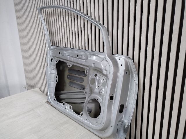 bontott VW GOLF VIII Bal első Ajtó (Üres lemez)