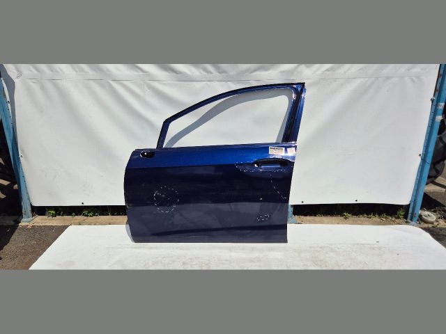 bontott VW GOLF VIII Bal első Ajtó (Üres lemez)