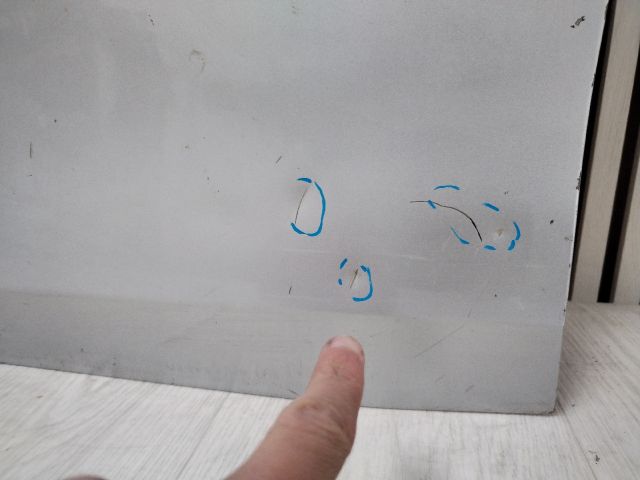 bontott VW GOLF VIII Bal első Ajtó (Üres lemez)