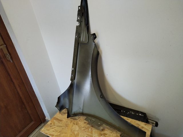 bontott VW GOLF VIII Bal első Sárvédő