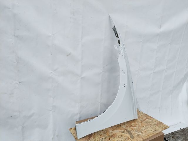 bontott VW GOLF VIII Bal első Sárvédő