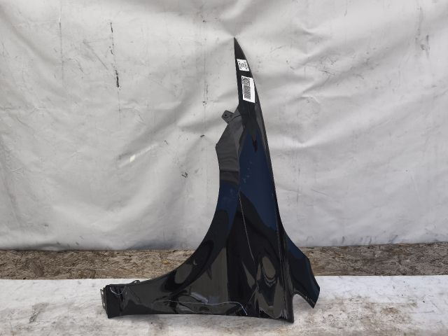 bontott VW GOLF VIII Bal első Sárvédő