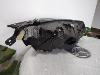 bontott VW GOLF VIII Bal Fényszóró