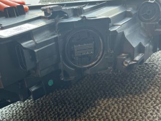 bontott VW GOLF VIII Bal Fényszóró