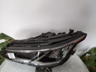 bontott VW GOLF VIII Bal Fényszóró