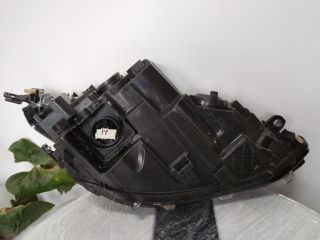 bontott VW GOLF VIII Bal Fényszóró