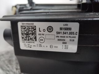 bontott VW GOLF VIII Bal Fényszóró