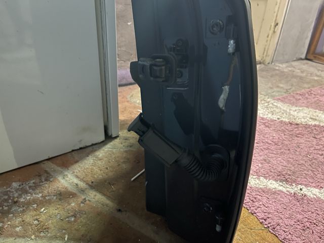 bontott VW GOLF VIII Bal hátsó Ajtó (Részeivel)