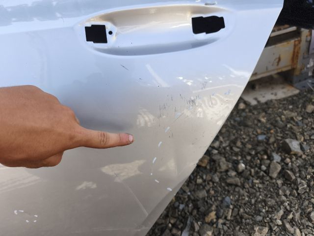 bontott VW GOLF VIII Bal hátsó Ajtó (Üres lemez)