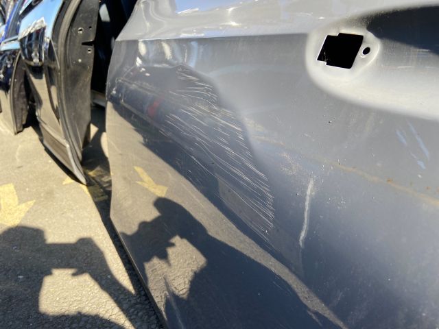 bontott VW GOLF VIII Bal hátsó Ajtó (Üres lemez)