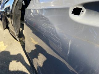 bontott VW GOLF VIII Bal hátsó Ajtó (Üres lemez)