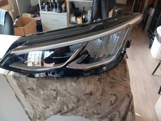 bontott VW GOLF VIII Bal Ledes Fényszóró