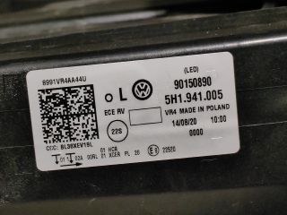 bontott VW GOLF VIII Bal Ledes Fényszóró