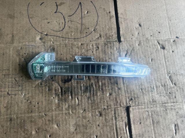 bontott VW GOLF VIII Bal Visszapillantó Tükör Irányjelző