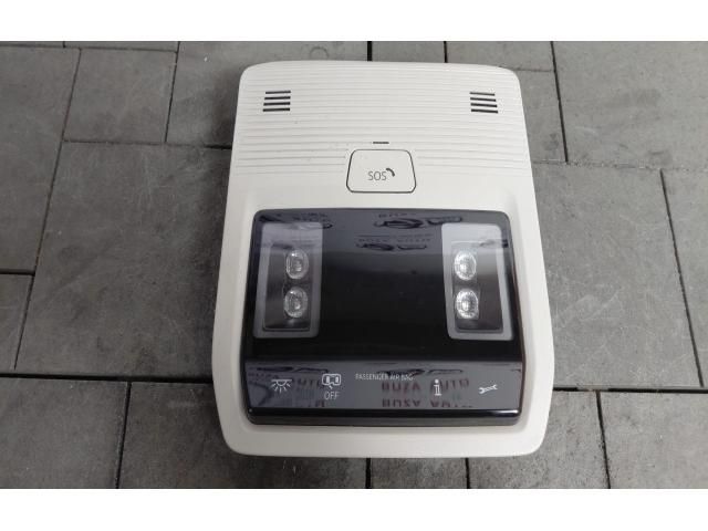 bontott VW GOLF VIII Beltér Világítás Első