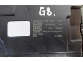 bontott VW GOLF VIII Beltér Világítás Első